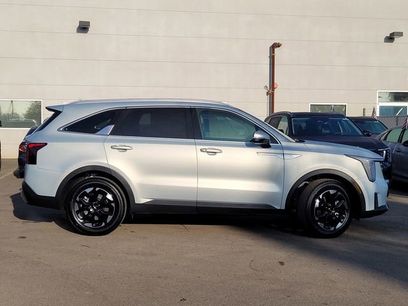 New 2026 Kia Sorento S w/ S Panoramic Sunroof Package
