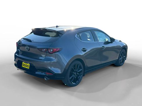 New 2026 MAZDA MAZDA3 Hatchback w/Premium Plus Pkg image 5