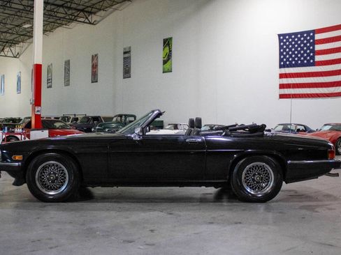Used 1989 Jaguar XJS V12 Convertible image 3