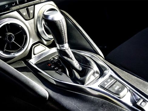 Used 2023 Chevrolet Camaro LT image 25