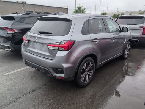 Used 2024 Mitsubishi Outlander Sport SE AWD/4WD image 3