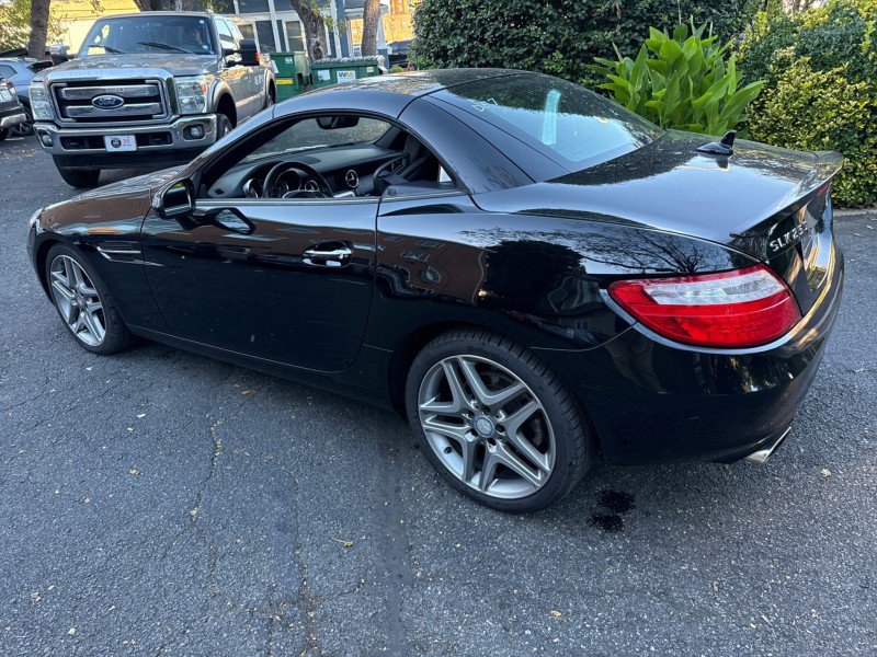 Used 2014 Mercedes-Benz SLK 250 image 6