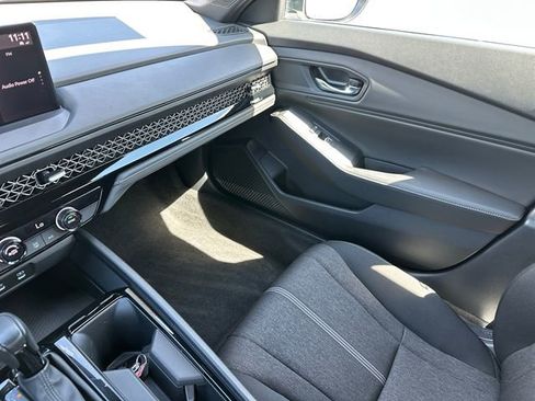 Used 2023 Honda Accord Sport image 28