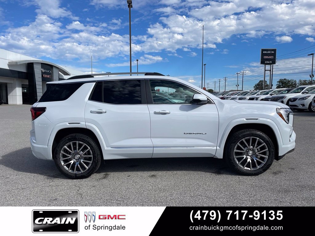 New 2027 GMC Terrain Denali w/ LPO, Floor Liner Package AWD/4WD image 9