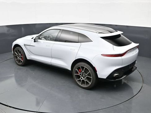 Used 2021 Aston Martin DBX AWD/4WD image 34