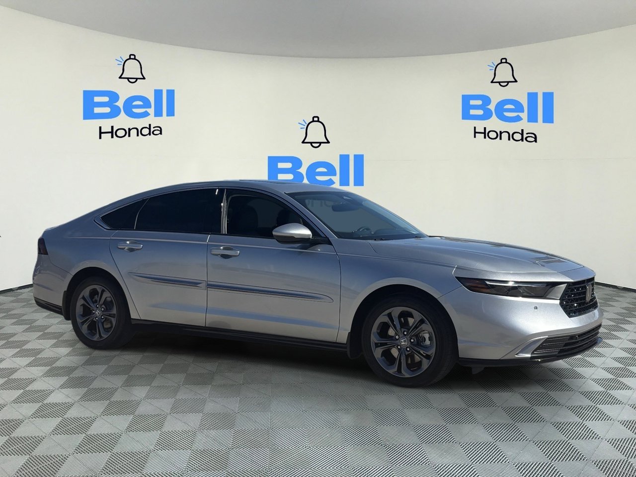 Used 2024 Honda Accord EX-L image 6