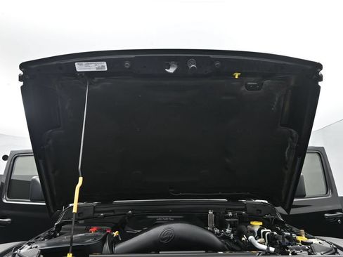 Used 2022 Jeep Wrangler Unlimited Rubicon w/ LED Lighting Group AWD/4WD image 38
