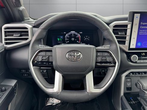 Used 2022 Toyota Tundra Platinum AWD/4WD image 13