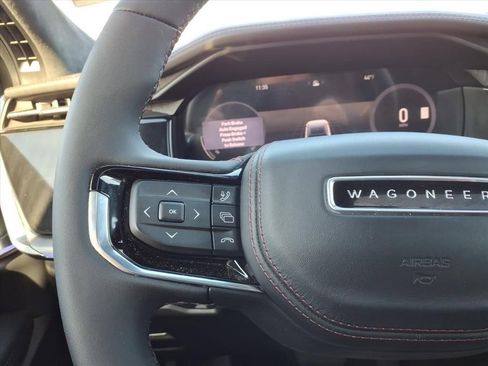 Used 2024 Jeep Wagoneer Launch Edition image 31