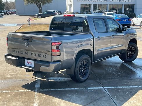 New 2026 Nissan Frontier SV image 5
