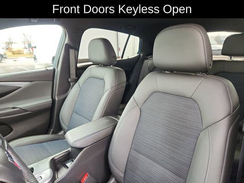 Used 2024 Buick Envista Preferred w/ Convenience I Package image 22