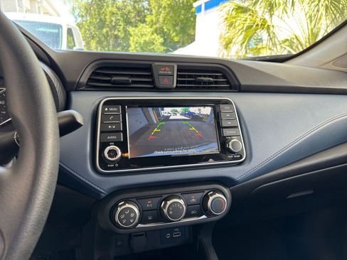 Used 2025 Nissan Versa SV FWD image 24