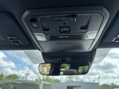 New 2025 Toyota Tacoma 4x4 Double Cab image 22