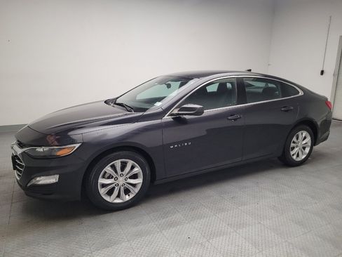 Used 2023 Chevrolet Malibu LT FWD image 2