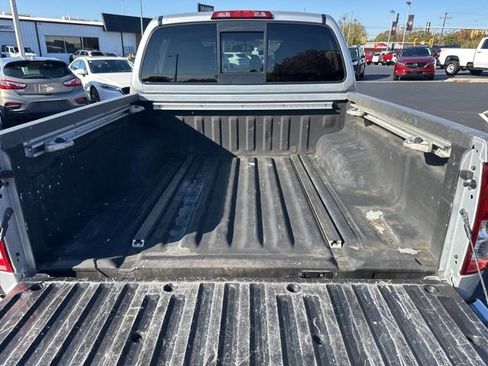 Used 2019 Nissan Frontier PRO-4X image 24