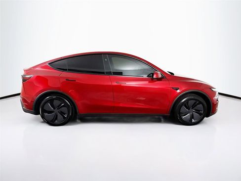 Used 2026 Tesla Model Y Long Range image 30