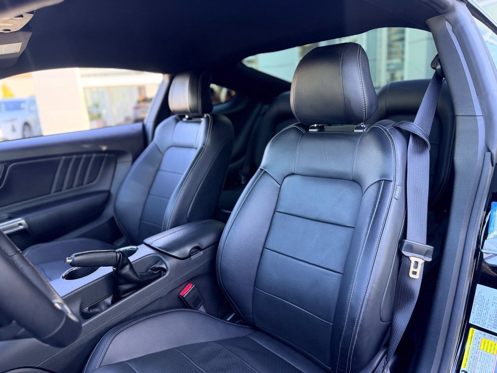 Used 2016 Ford Mustang GT Premium w/ GT Performance Package RWD image 11