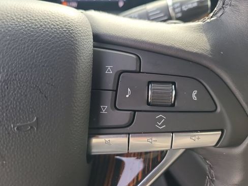Used 2023 Cadillac Escalade Premium Luxury w/ Performance Package RWD image 30