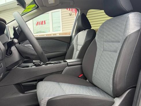 Used 2023 Nissan Rogue SV AWD/4WD image 10