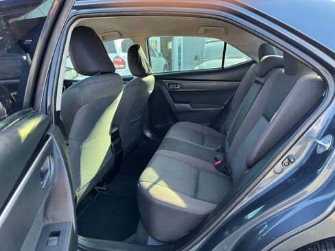 Used 2018 Toyota Corolla LE FWD image 17