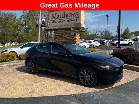Used 2021 MAZDA MAZDA3 s FWD image 1