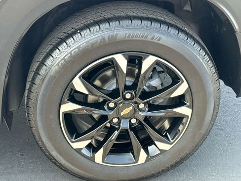Used 2023 Chevrolet TrailBlazer LT FWD image 30