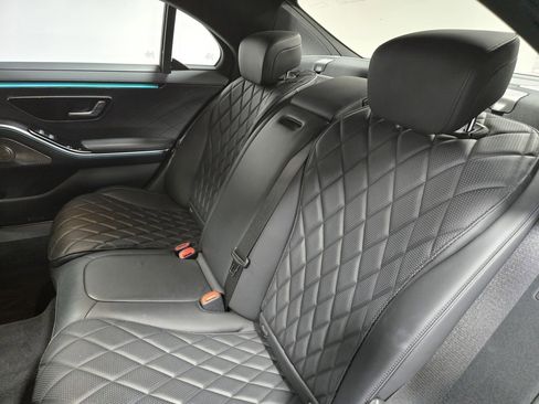 Used 2022 Mercedes-Benz S 580 4MATIC Sedan image 31