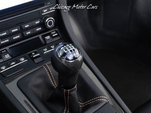Used 2019 Porsche 911 Speedster RWD image 42