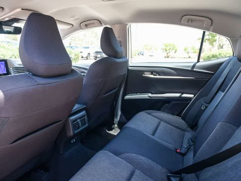 Used 2025 Toyota Camry LE w/ Convenience Package FWD image 18