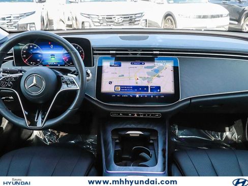 Used 2025 Mercedes-Benz E 350 Sedan image 12