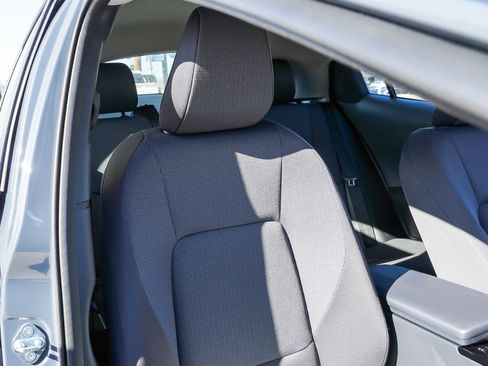 New 2026 Toyota Prius LE image 24