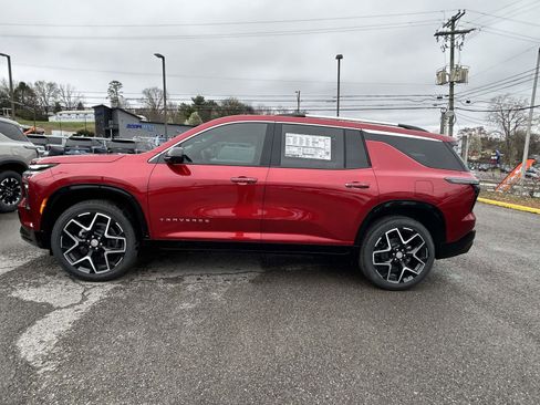 New 2026 Chevrolet Traverse High Country w/ LPO, Floor Liner Package AWD/4WD image 6