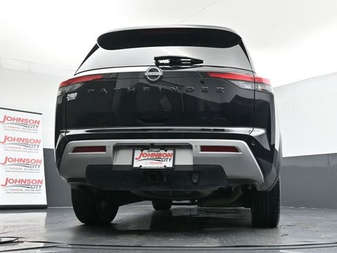 Used 2023 Nissan Pathfinder SL w/ SL Premium Package image 34