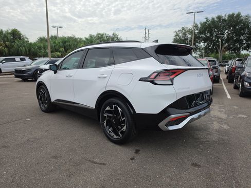 Certified 2024 Kia Sportage SX FWD image 6