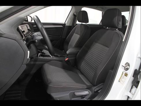 Used 2024 Volkswagen Jetta S FWD image 5