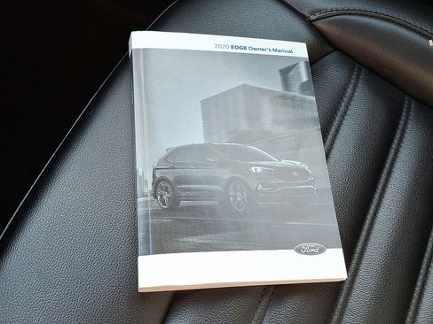 Used 2020 Ford Edge SEL w/ Convenience Package image 26