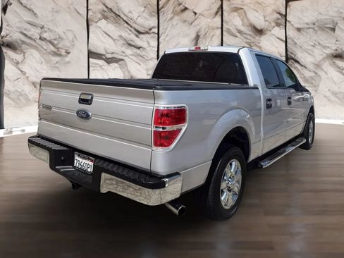 Used 2014 Ford F150 XLT w/ XLT Chrome Package RWD image 2