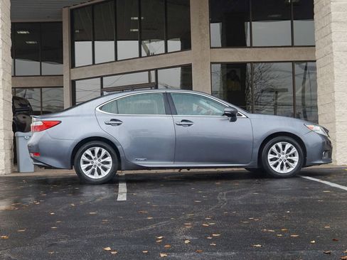 Used 2014 Lexus ES 300h image 4