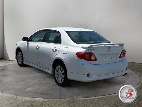 Used 2009 Toyota Corolla FWD image 5