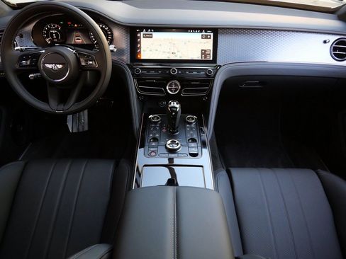 New 2026 Bentley Flying Spur Plug-In Hybrid image 4