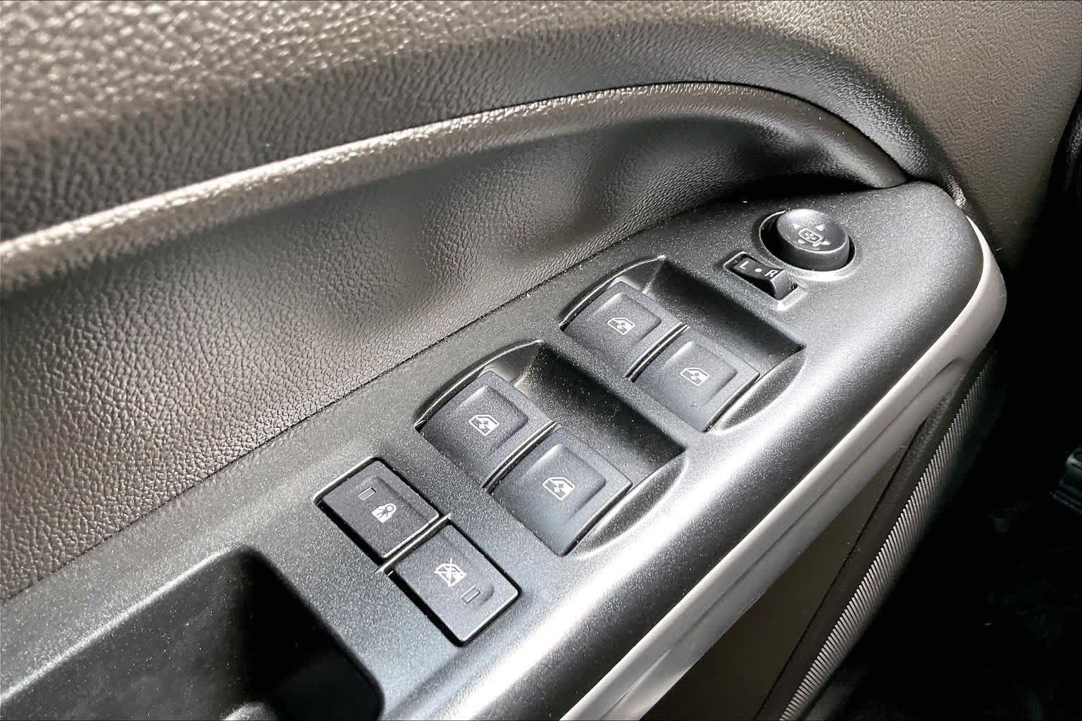 Used 2018 Chevrolet Colorado ZR2 w/ ZR2 Dusk Special Edition AWD/4WD image 34