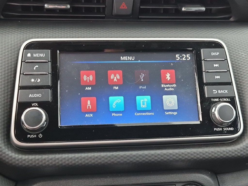 Used 2025 Nissan Kicks Play S FWD image 17