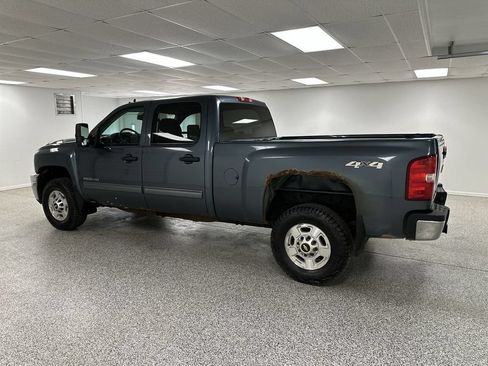 Used 2014 Chevrolet Silverado 2500 LT w/ Interior Plus Package AWD/4WD image 6