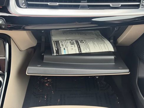 Certified 2024 BMW X1 xDrive28i w/ Technology Package image 24