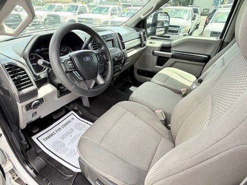 Used 2019 Ford F250 XLT w/ XLT Value Package AWD/4WD image 12