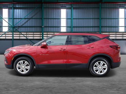Used 2019 Chevrolet Blazer LT image 2