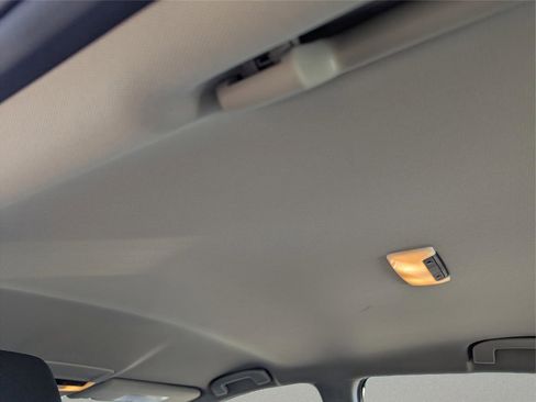 Used 2023 Nissan Altima 2.5 SV image 11