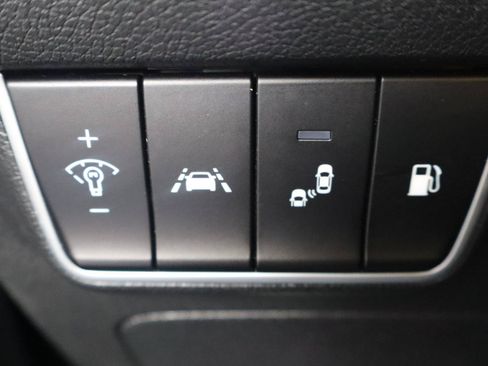 Used 2018 Kia Stinger Premium RWD image 24