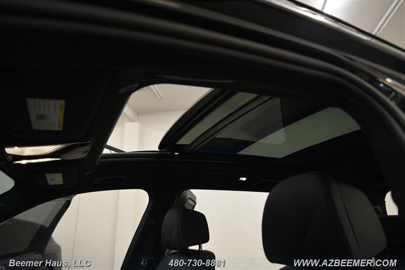 Used 2026 BMW X7 M60i AWD/4WD image 36