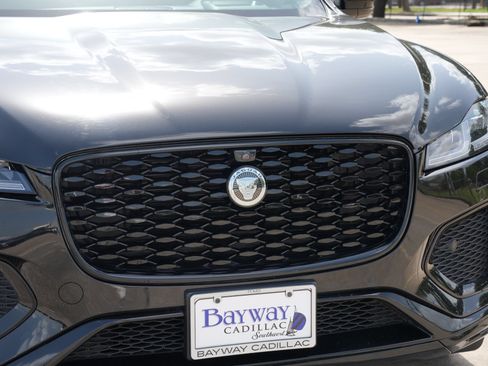 Used 2026 Jaguar F-PACE R-Dynamic S AWD/4WD image 26